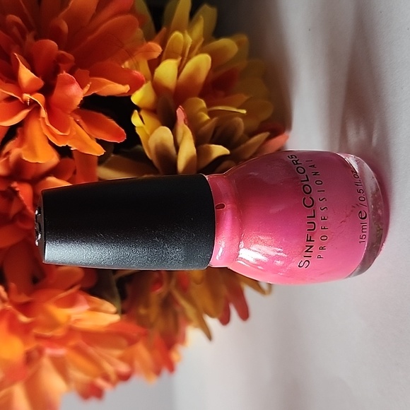 Set of 7, Mixed Nail Polish. - Picture 5 of 13